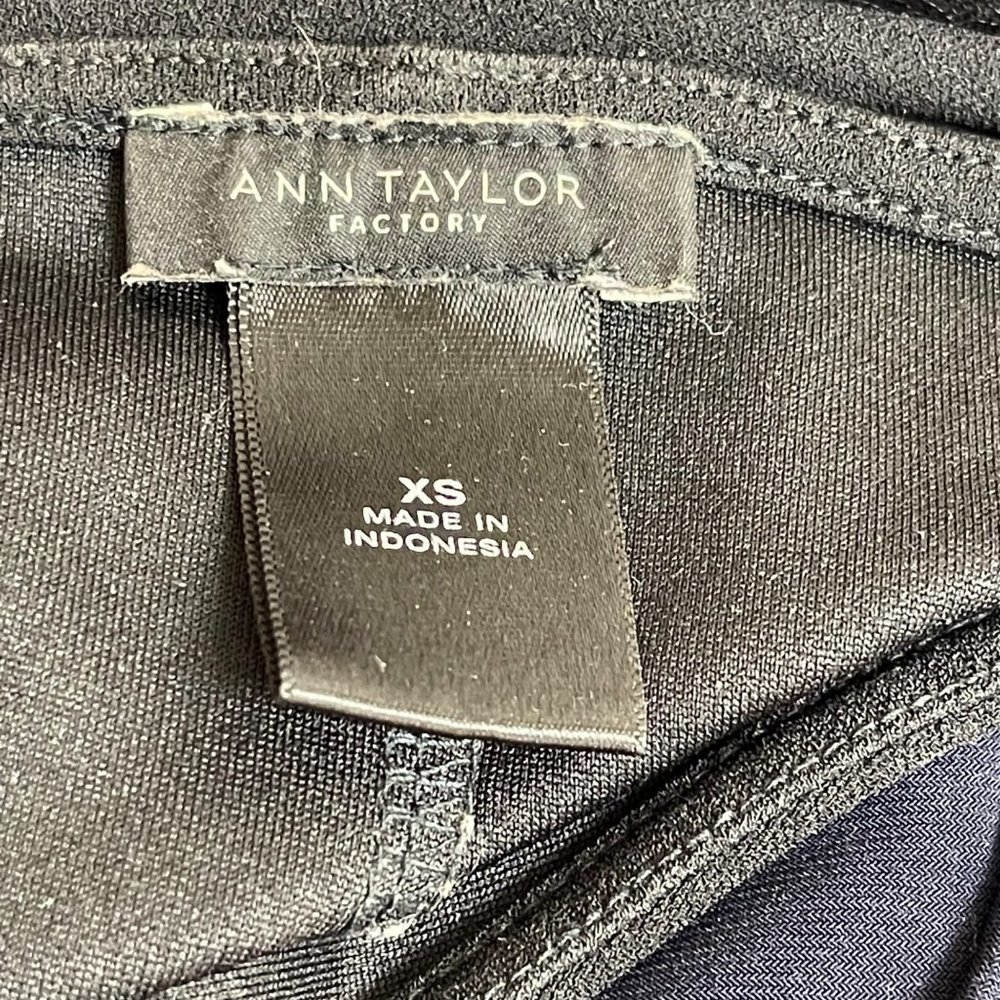 5/$20 Ann Taylor Factory Black Tank with‎ Fringe - Picture 3 of 3